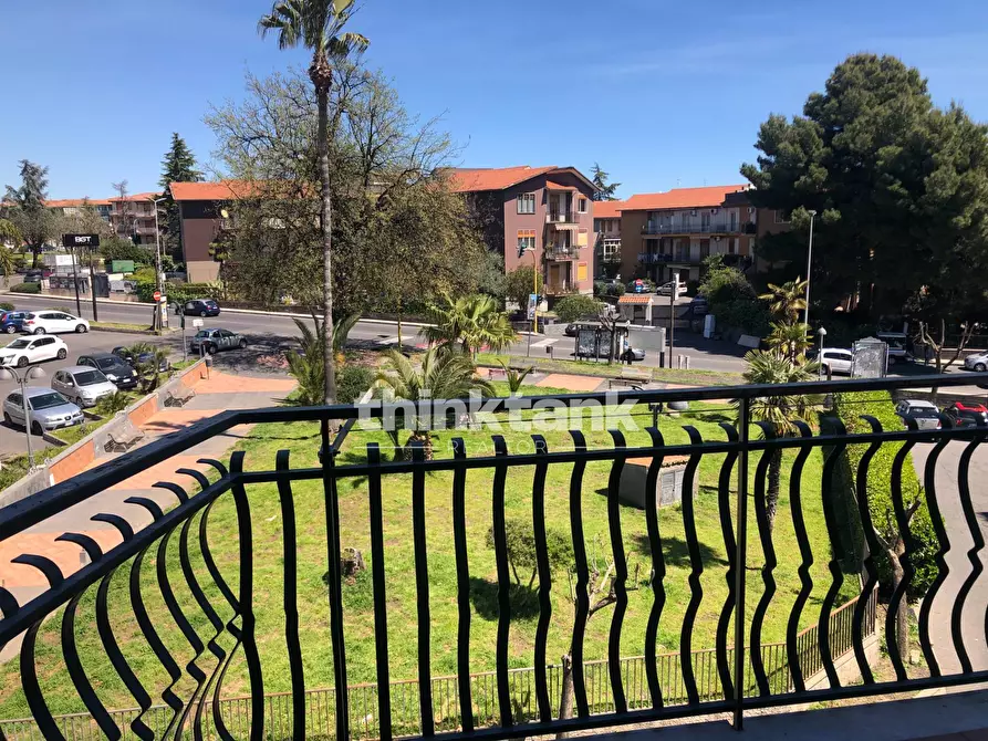 Immagine 22 di Appartamento in vendita  in Piazza Dante Alighieri 6 a Gravina Di Catania