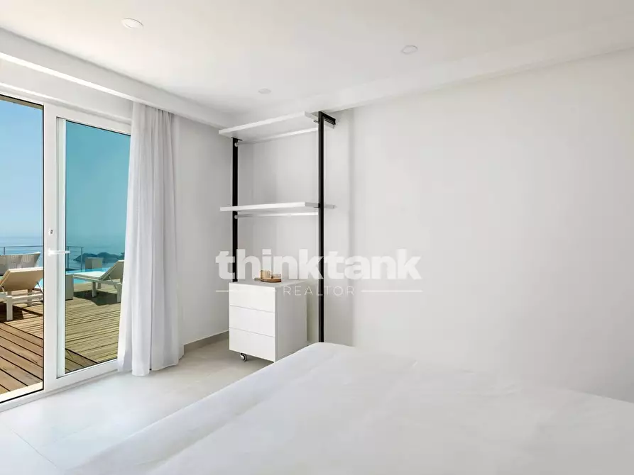 Immagine 26 di Villa in vendita  in Contrada Sillemi a Letojanni