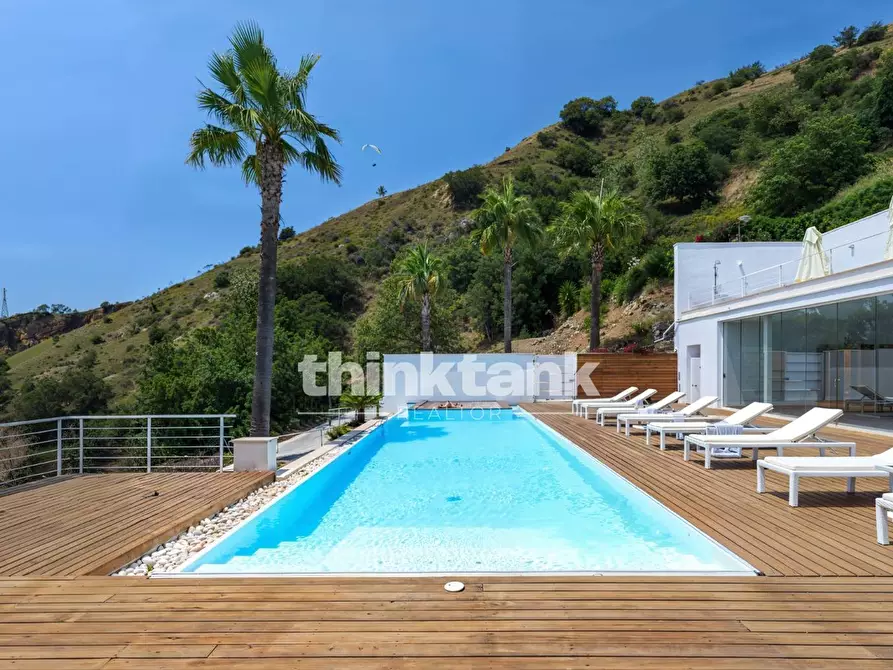 Immagine 8 di Villa in vendita  in Contrada Sillemi a Letojanni