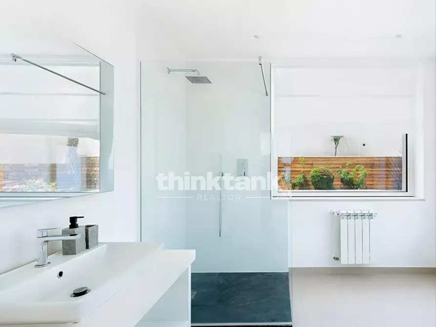 Immagine 27 di Villa in vendita  in Contrada Sillemi a Letojanni