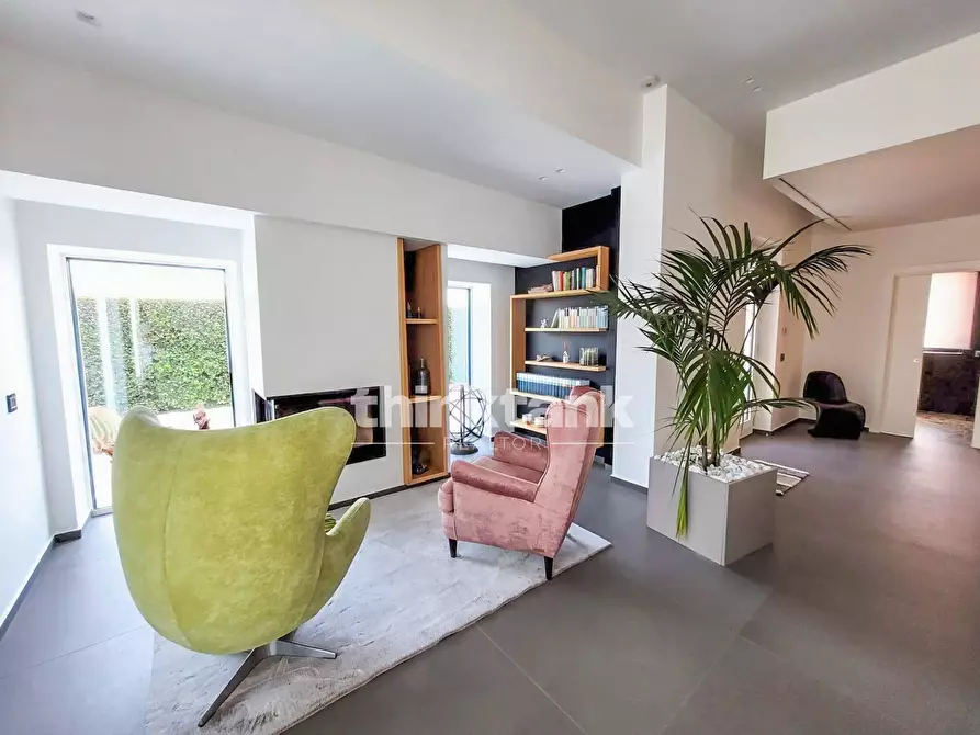 Immagine 13 di Villa in vendita  in Via Timone Zaccanazzo a Acireale