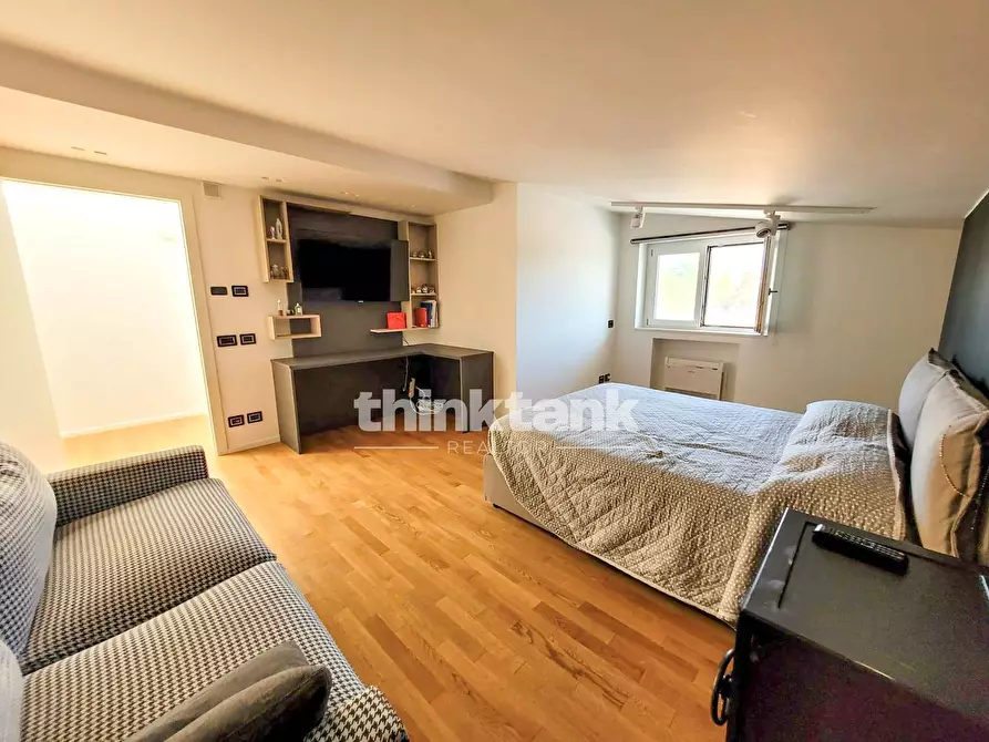 Immagine 17 di Villa in vendita  in Via Timone Zaccanazzo a Acireale