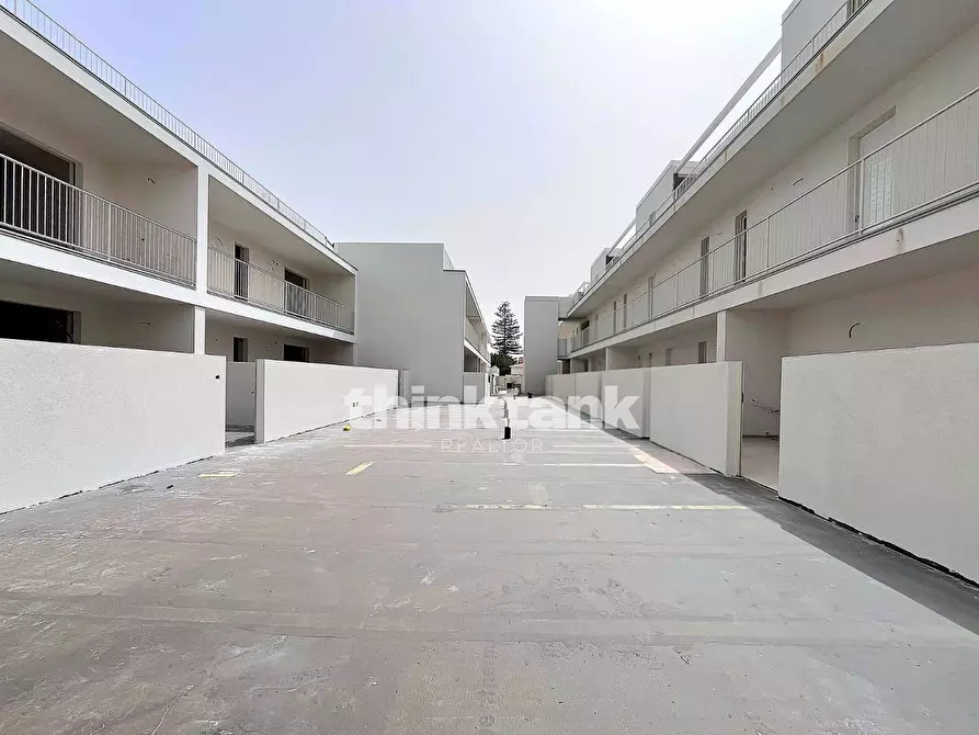 Immagine 10 di Appartamento in vendita  in Via F. Calvi a Scicli