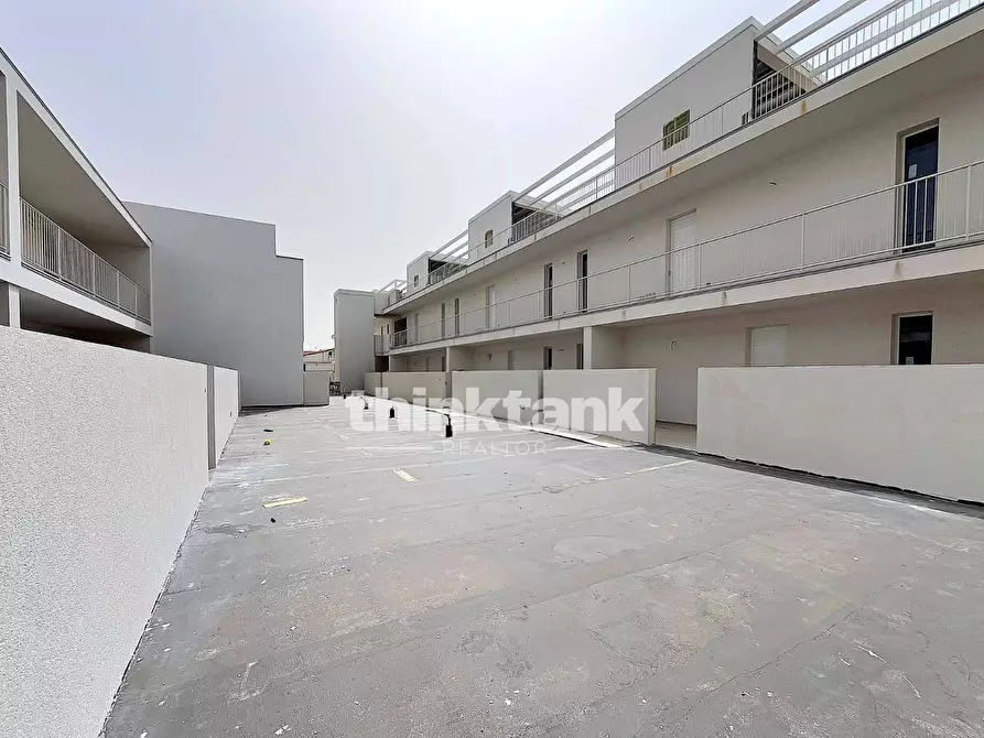 Immagine 13 di Appartamento in vendita  in Via F. Calvi a Scicli