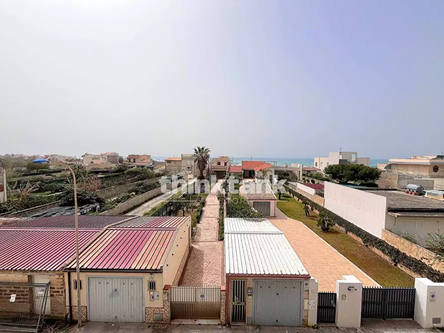 Immagine 5 di Appartamento in vendita  in Via F. Calvi a Scicli