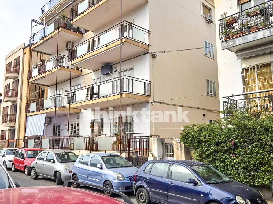 Immagine 23 di Appartamento in vendita  in Via Francesco Crispi a Aci Castello