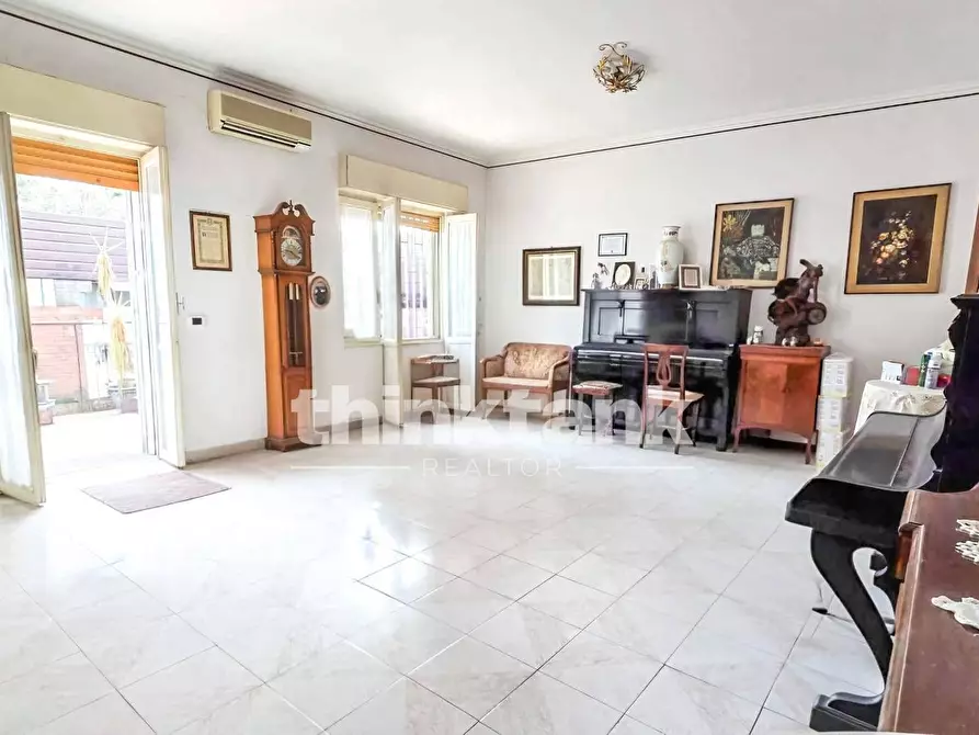 Immagine 4 di Appartamento in vendita  in Via Francesco Crispi a Aci Castello