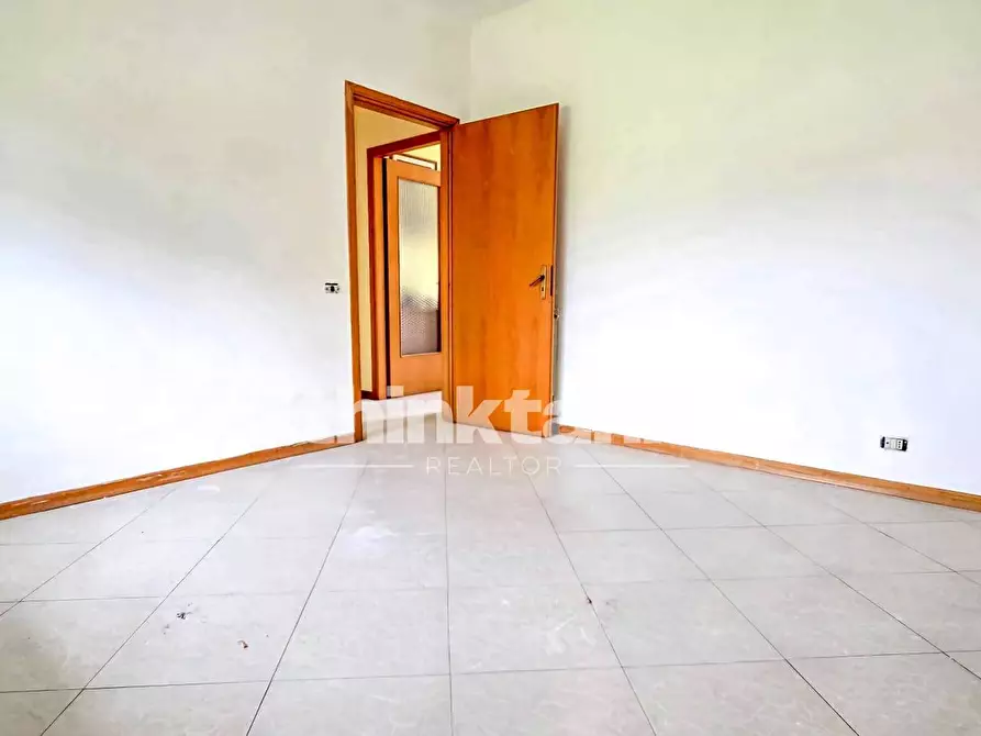 Immagine 10 di Appartamento in vendita  in Via Trinità Cavolò a Gravina Di Catania