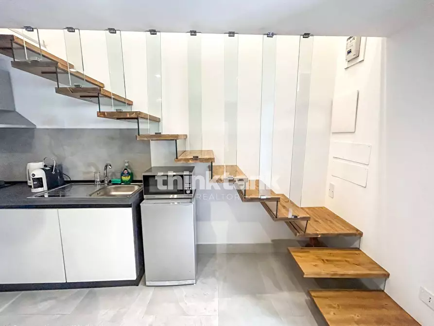 Immagine 9 di Appartamento in vendita  in Via Albania a Siracusa