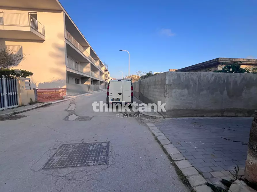 Immagine 22 di Appartamento in vendita  in Via F.  Calvi a Scicli