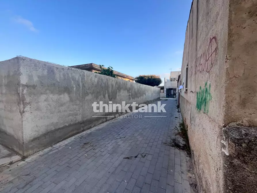 Immagine 23 di Appartamento in vendita  in Via F.  Calvi a Scicli