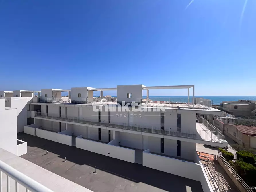 Immagine 3 di Appartamento in vendita  in Via F.  Calvi a Scicli