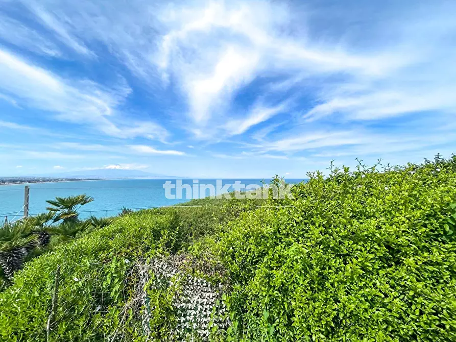 Immagine 50 di Villa in vendita  in Costa Degli Oleandri a Augusta