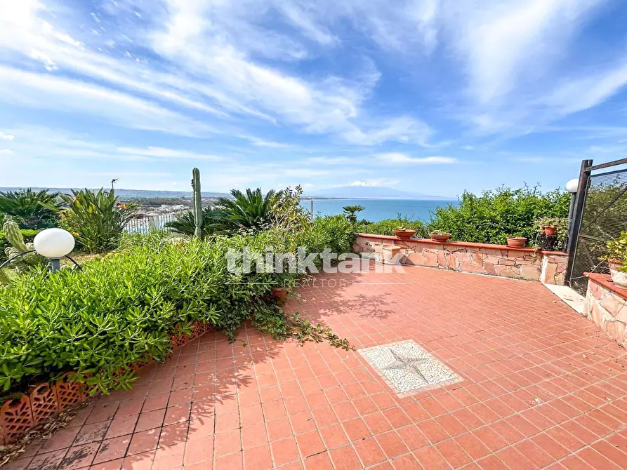 Immagine 9 di Villa in vendita  in Costa Degli Oleandri a Augusta