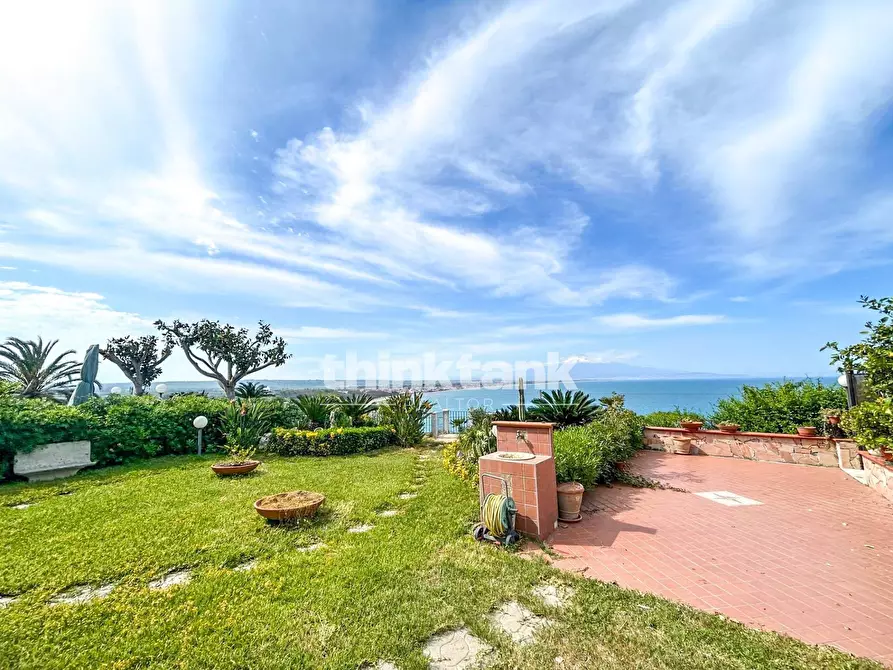 Immagine 51 di Villa in vendita  in Costa Degli Oleandri a Augusta