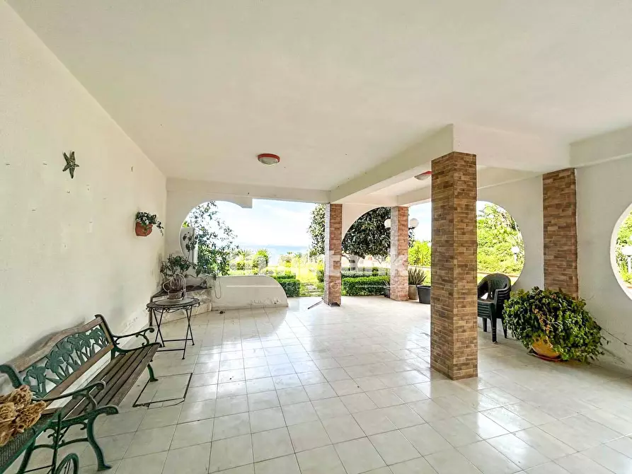 Immagine 31 di Villa in vendita  in Costa Degli Oleandri a Augusta