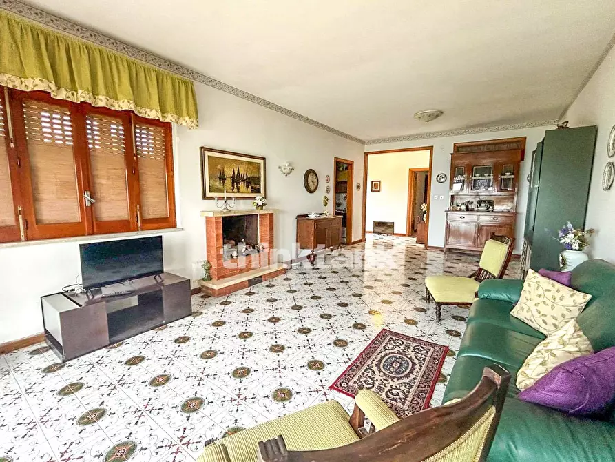 Immagine 12 di Villa in vendita  in Costa Degli Oleandri a Augusta