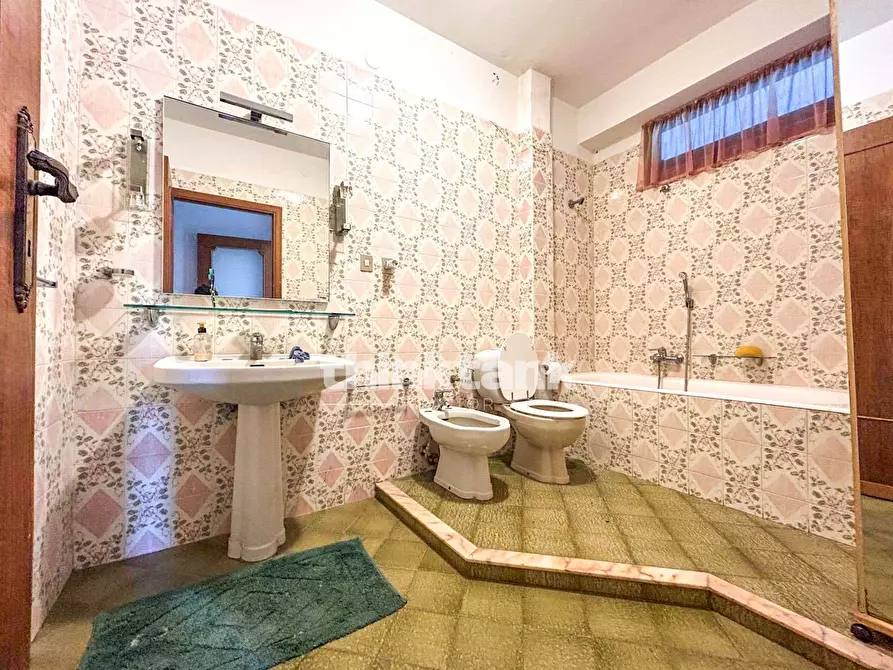 Immagine 27 di Villa in vendita  in Costa Degli Oleandri a Augusta
