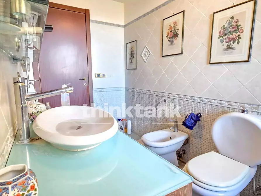 Immagine 26 di Appartamento in vendita  in Via Pietro Dell' Ova a Catania