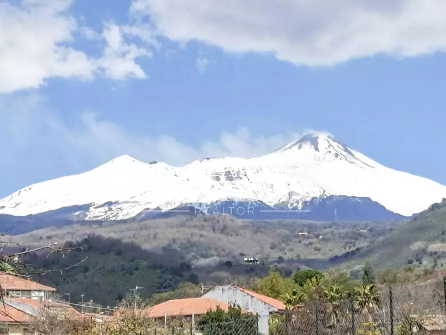 Immagine 25 di Villa in vendita  in Via Silvio Pellico a Aci Sant'antonio