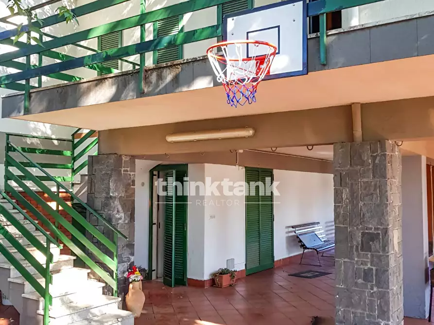 Immagine 31 di Villa in vendita  in Via Silvio Pellico a Aci Sant'antonio