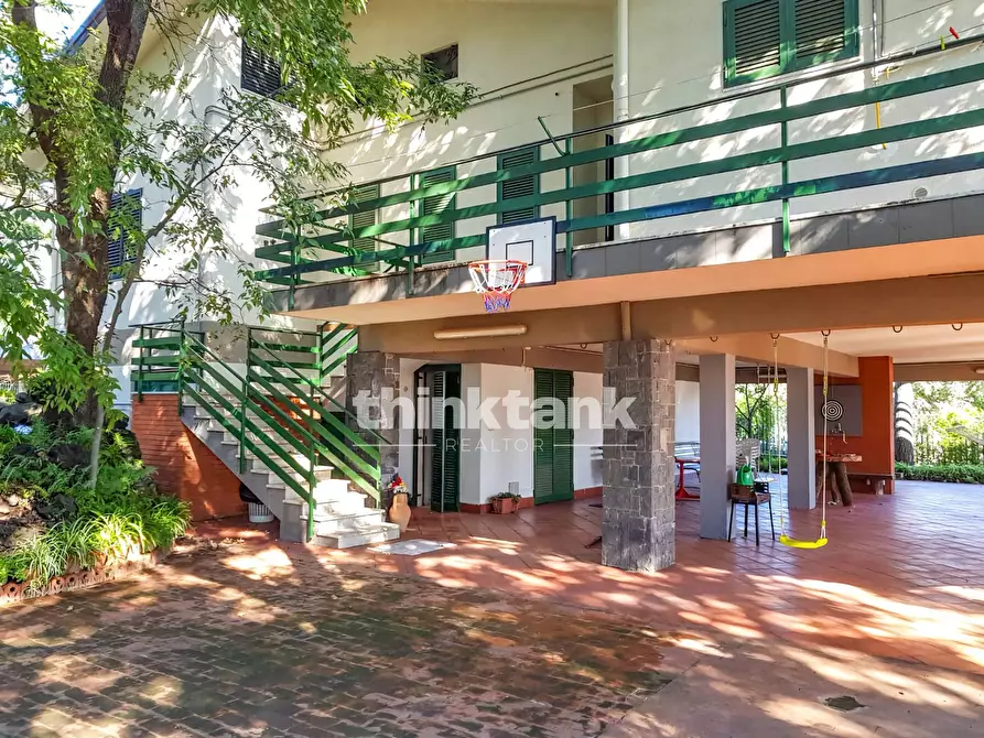 Immagine 32 di Villa in vendita  in Via Silvio Pellico a Aci Sant'antonio