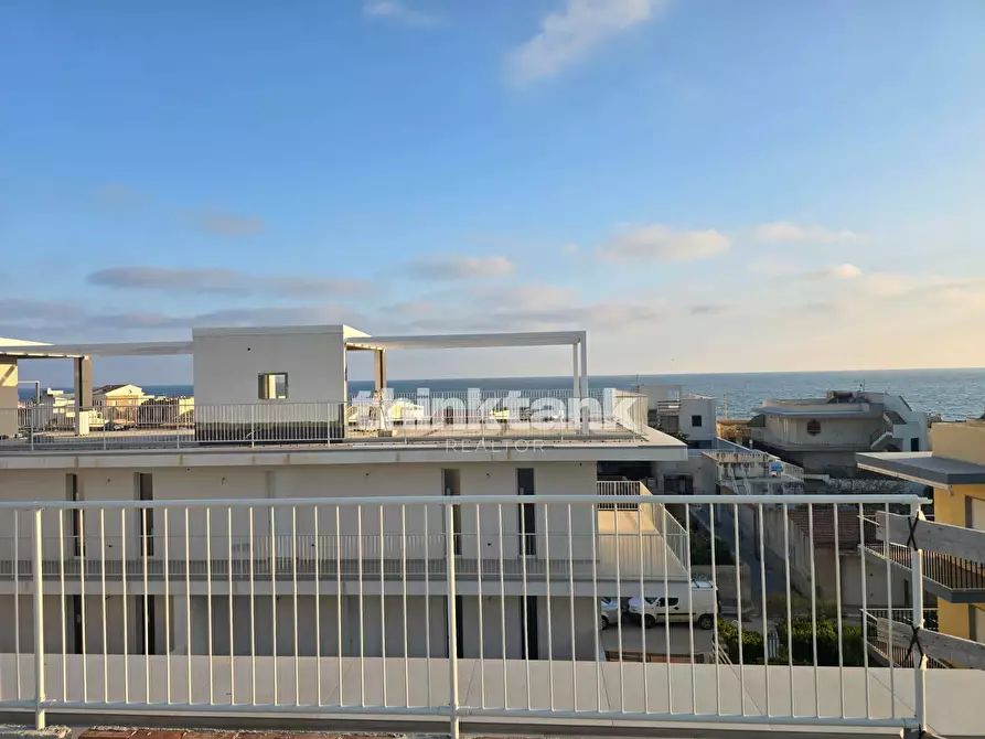 Immagine 23 di Appartamento in vendita  in Via F.  Calvi a Scicli