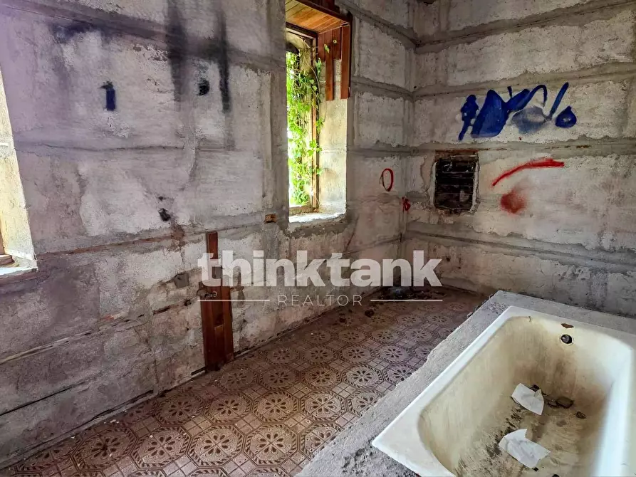 Immagine 18 di Rustico / casale in vendita  in Via Francavilla a Taormina