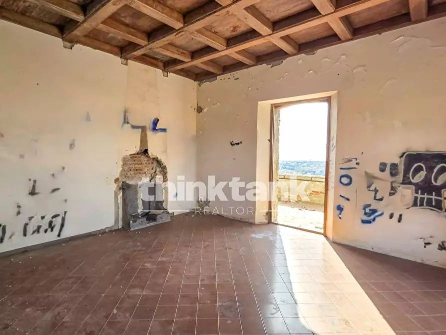 Immagine 8 di Rustico / casale in vendita  in Via Francavilla a Taormina