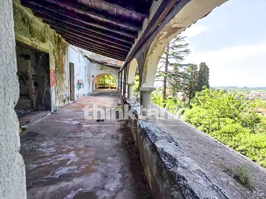 Immagine 20 di Rustico / casale in vendita  in Via Francavilla a Taormina