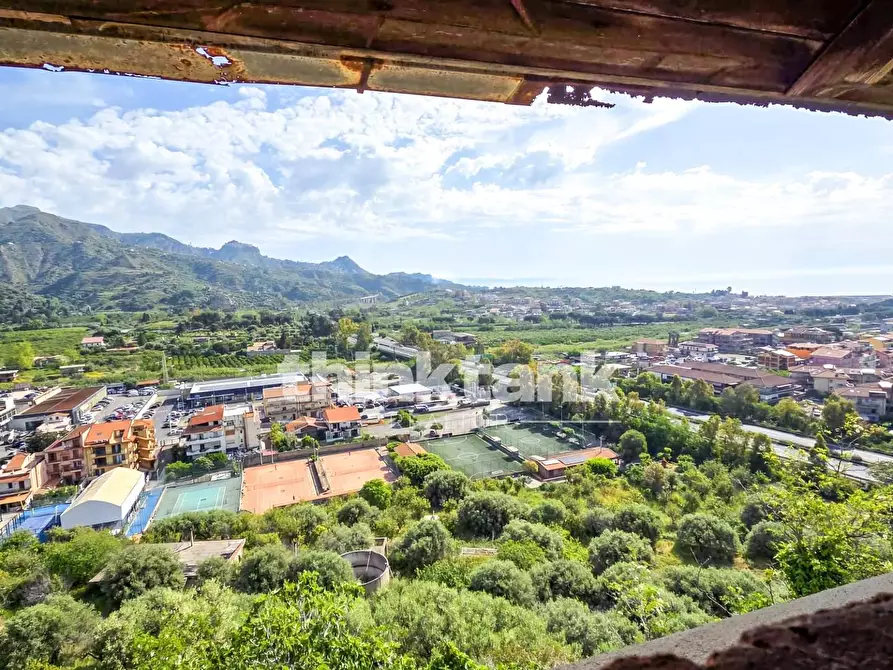 Immagine 28 di Rustico / casale in vendita  in Via Francavilla a Taormina