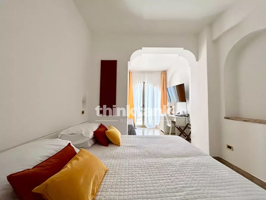 Immagine 7 di Appartamento in vendita  in Via Gaetano Martino a Taormina