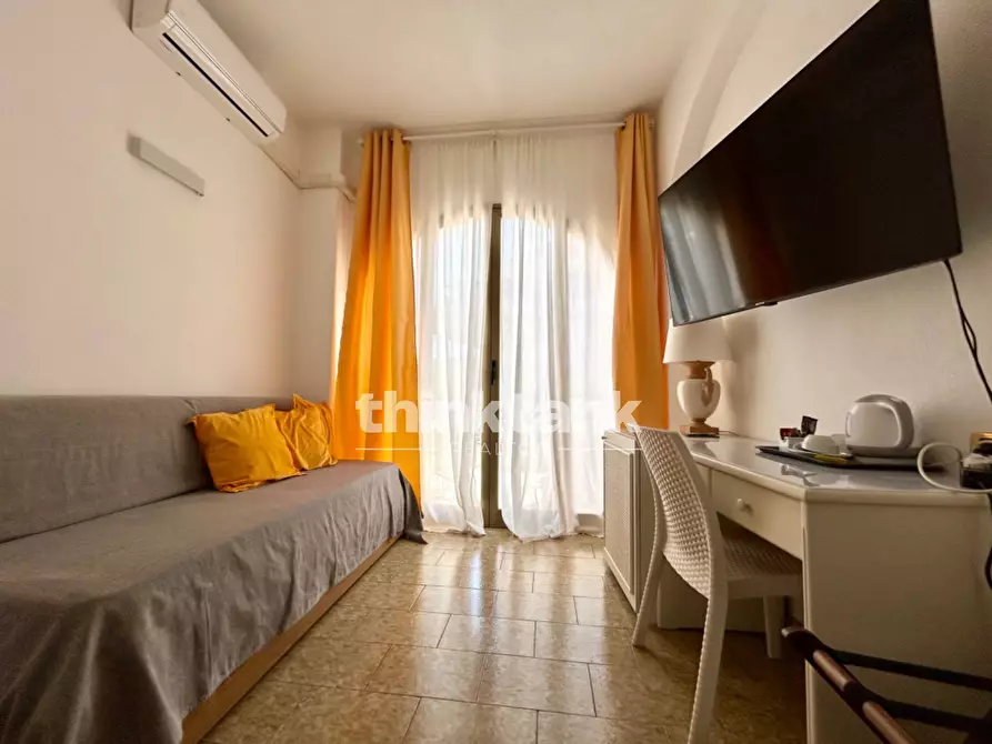 Immagine 8 di Appartamento in vendita  in Via Gaetano Martino a Taormina