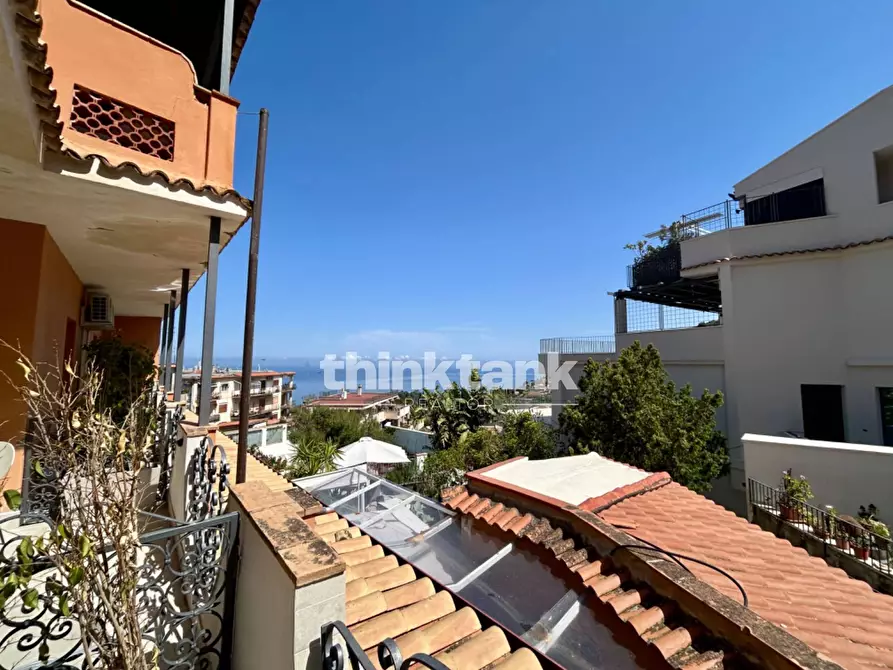 Immagine 10 di Appartamento in vendita  in Via Gaetano Martino a Taormina