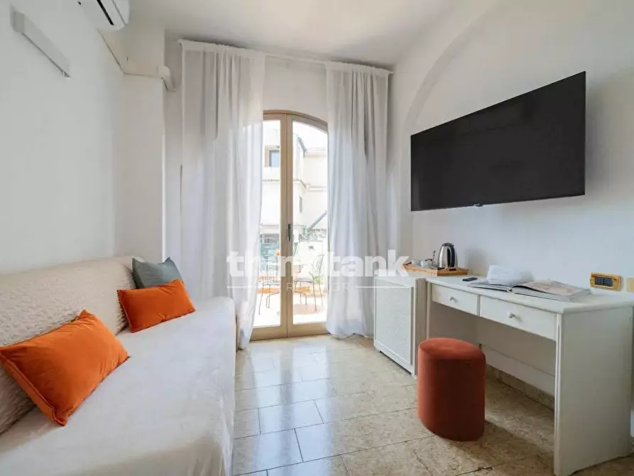 Immagine 12 di Appartamento in vendita  in Via Gaetano Martino a Taormina
