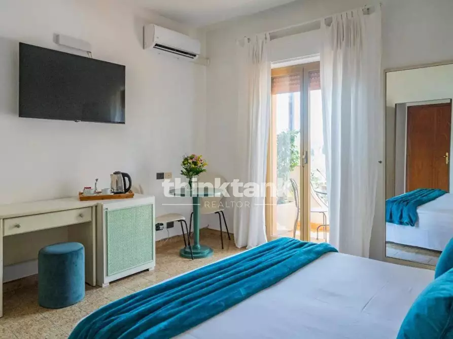 Immagine 20 di Appartamento in vendita  in Via Gaetano Martino a Taormina