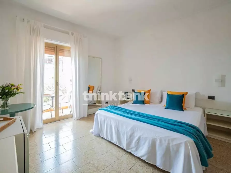 Immagine 21 di Appartamento in vendita  in Via Gaetano Martino a Taormina