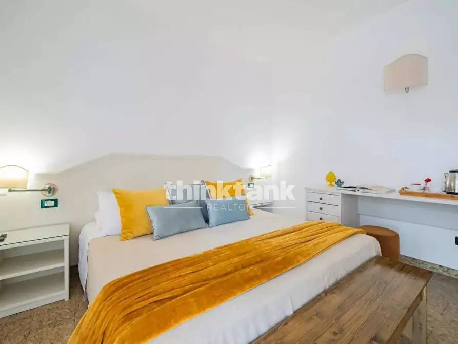 Immagine 25 di Appartamento in vendita  in Via Gaetano Martino a Taormina