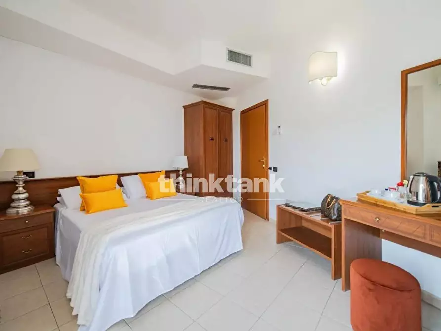Immagine 30 di Appartamento in vendita  in Via Gaetano Martino a Taormina