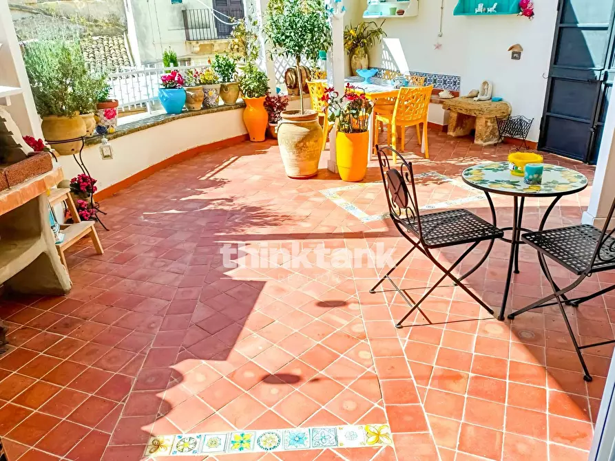 Immagine 5 di Casa indipendente in vendita  in Centro a Noto