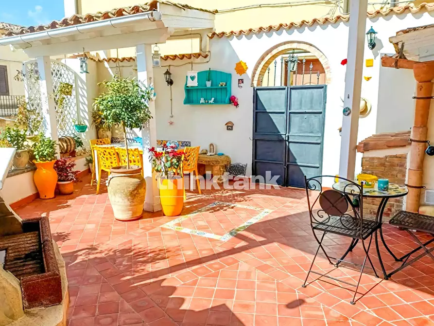 Immagine 1 di Casa indipendente in vendita  in Centro a Noto