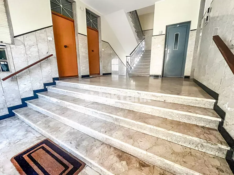 Immagine 21 di Appartamento in vendita  in Corso Italia 93 a Acireale