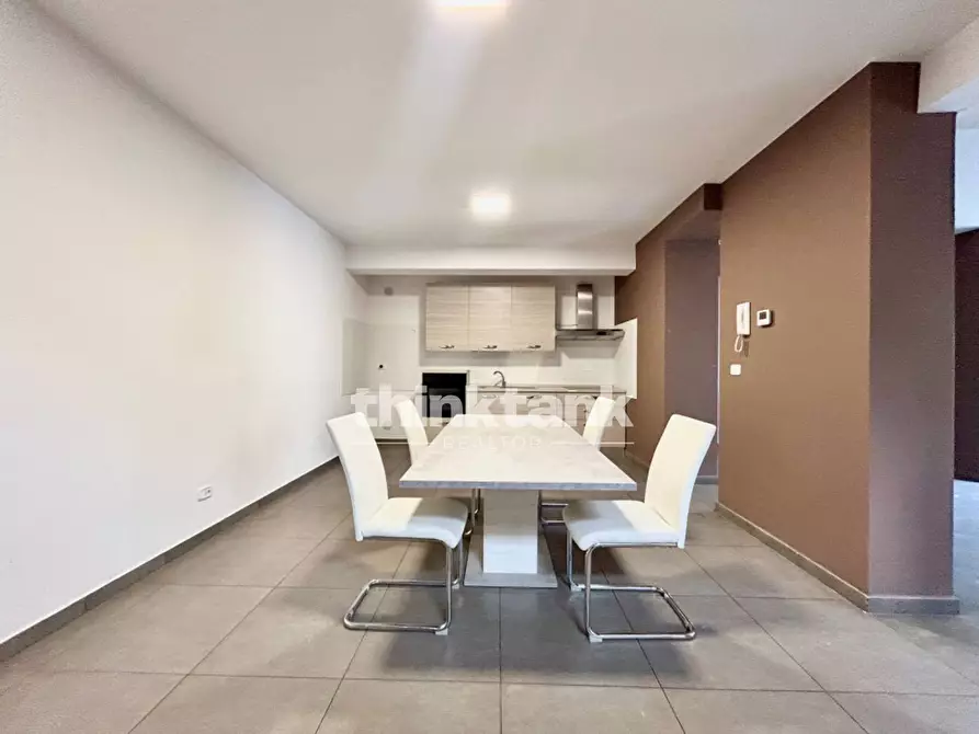 Immagine 20 di Villa in vendita  in Via delle Ginestre a Gravina Di Catania
