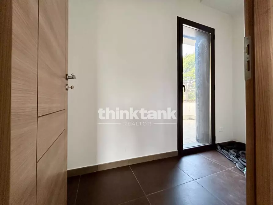 Immagine 32 di Villa in vendita  in Via delle Ginestre a Gravina Di Catania