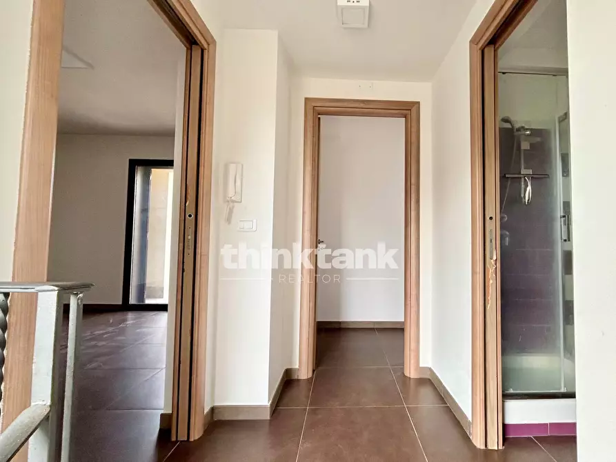 Immagine 28 di Villa in vendita  in Via delle Ginestre a Gravina Di Catania