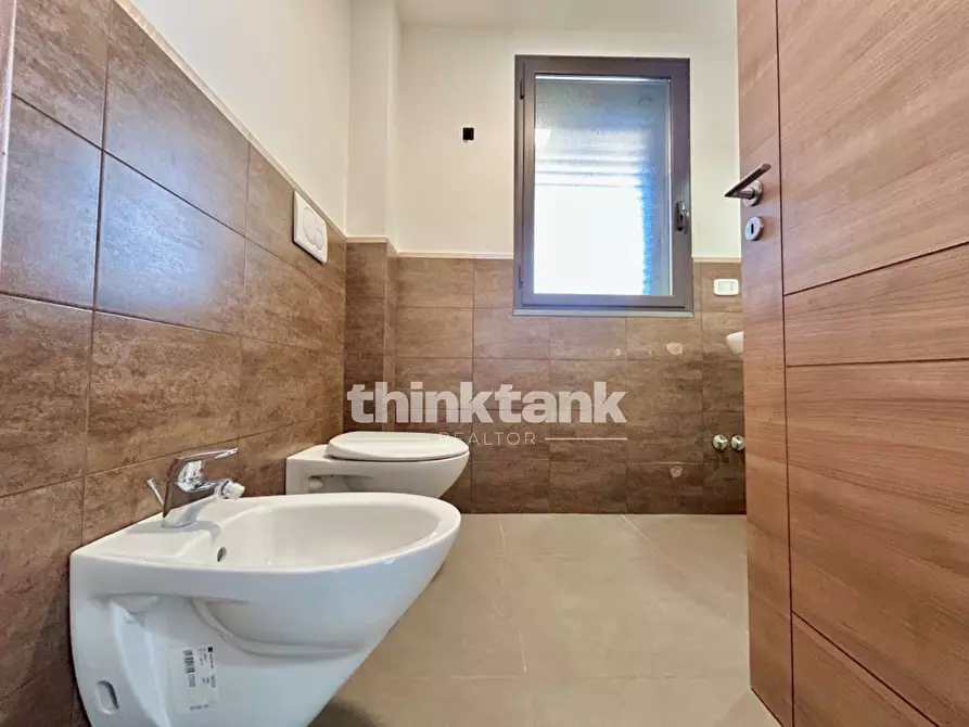 Immagine 42 di Villa in vendita  in Via delle Ginestre a Gravina Di Catania