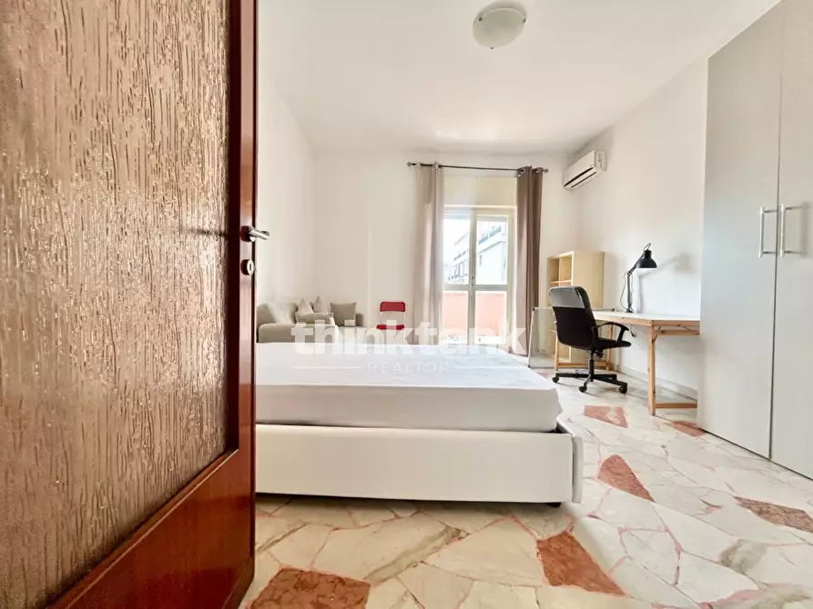 Immagine 16 di Appartamento in vendita  in Via Asiago a Catania