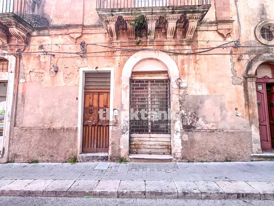 Immagine 2 di Villa in vendita  in Via Mario Leggio a Ragusa