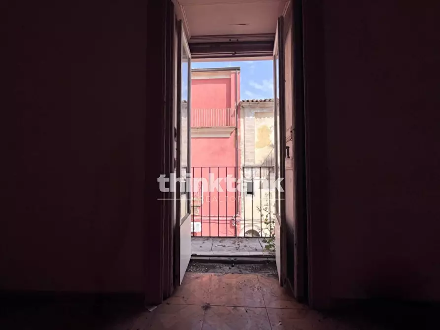 Immagine 15 di Villa in vendita  in Via Mario Leggio a Ragusa