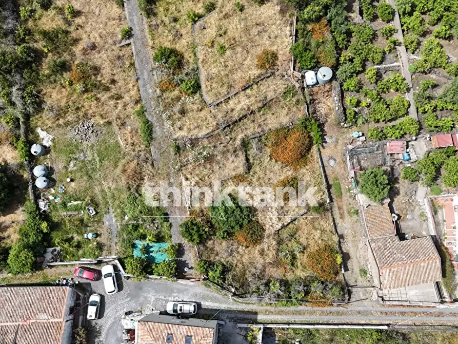 Immagine 29 di Terreno agricolo in vendita  in Via Biscari a Aci Castello